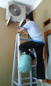 Jasa Reparasi AC General di Ciputat Bergaransi 08111977885